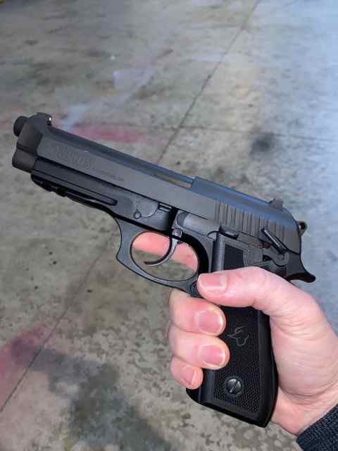 Taurus pt92 