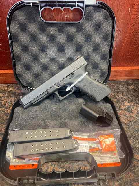 Glock 34 Pistol 